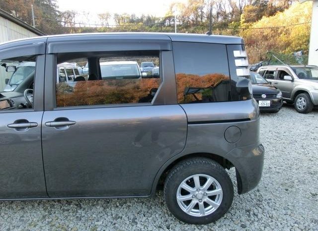 TOYOTA SIENTA X LIMITED 2010 full