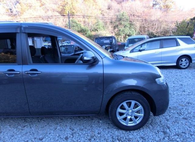 TOYOTA SIENTA X LIMITED 2010 full