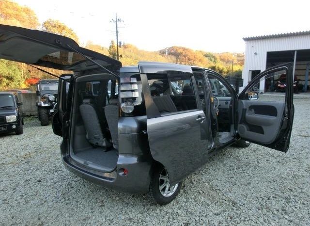 TOYOTA SIENTA X LIMITED 2010 full