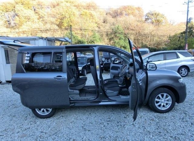 TOYOTA SIENTA X LIMITED 2010 full