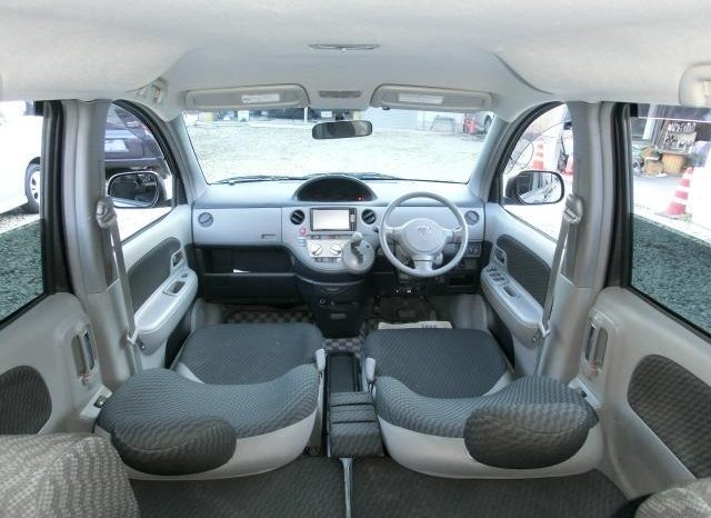 TOYOTA SIENTA X LIMITED 2010 full