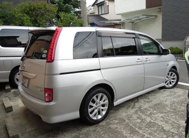 Toyota ISIS Plantana U Selection 2010 full