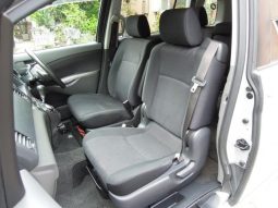 Toyota ISIS Plantana U Selection 2010 full