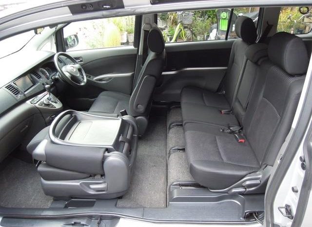 Toyota ISIS Plantana U Selection 2010 full