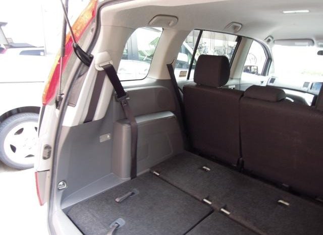 Toyota ISIS Plantana U Selection 2010 full