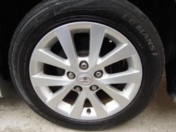 Toyota ISIS Plantana U Selection 2010 full