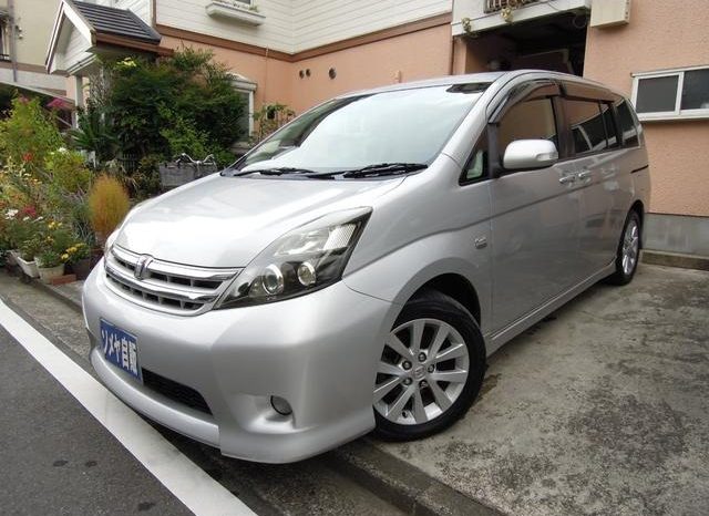 Toyota ISIS Plantana U Selection 2010 full