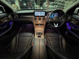 MERCEDES BENZ C-CLASS C200 AVANTGARDE 2018 full