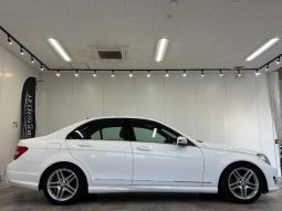 MERCEDES BENZ C-CLASS C200 BLUE EFFICIENCY AVANTGARDE 2012 full