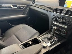 MERCEDES BENZ C-CLASS C200 BLUE EFFICIENCY AVANTGARDE 2012 full