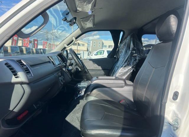 TOYOTA HIACE VAN LONG SUPER GL 2010 full