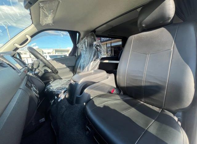 TOYOTA HIACE VAN LONG SUPER GL 2010 full