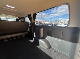 TOYOTA HIACE VAN LONG SUPER GL 2010 full