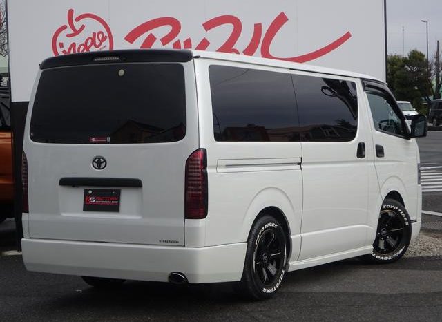 Toyota Hiace Van Long Super GL 2010 full