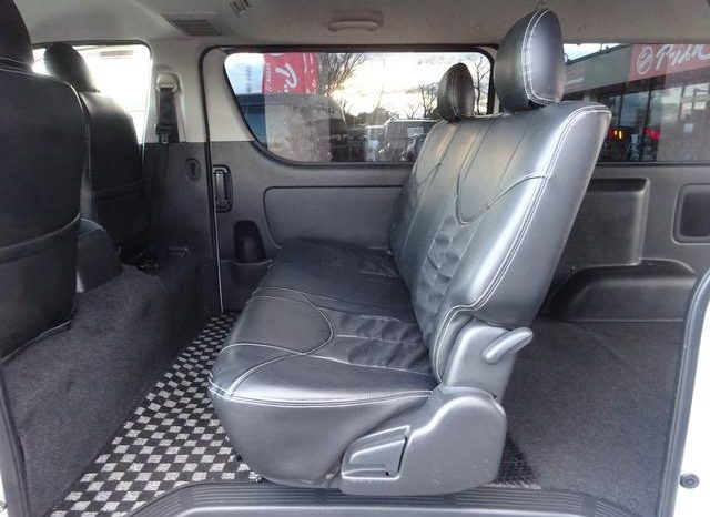 Toyota Hiace Van Long Super GL 2010 full