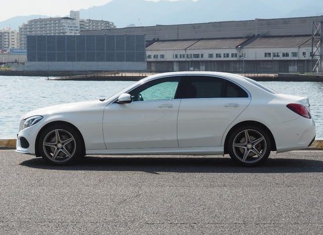 MERCEDES BENZ C-CLASS C200 AVANTGARDE AMG LINE 2015 full