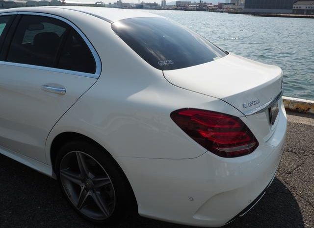 MERCEDES BENZ C-CLASS C200 AVANTGARDE AMG LINE 2015 full