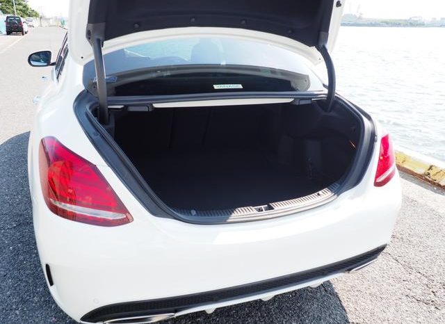 MERCEDES BENZ C-CLASS C200 AVANTGARDE AMG LINE 2015 full