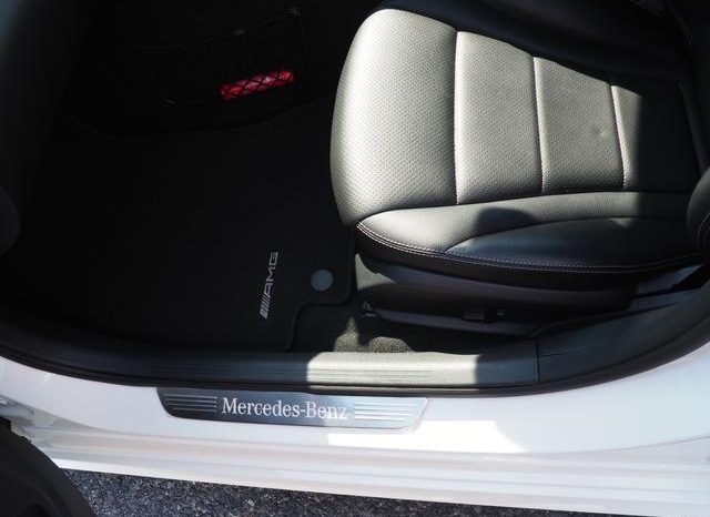 MERCEDES BENZ C-CLASS C200 AVANTGARDE AMG LINE 2015 full