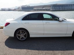 MERCEDES BENZ C-CLASS C200 AVANTGARDE AMG LINE 2015 full