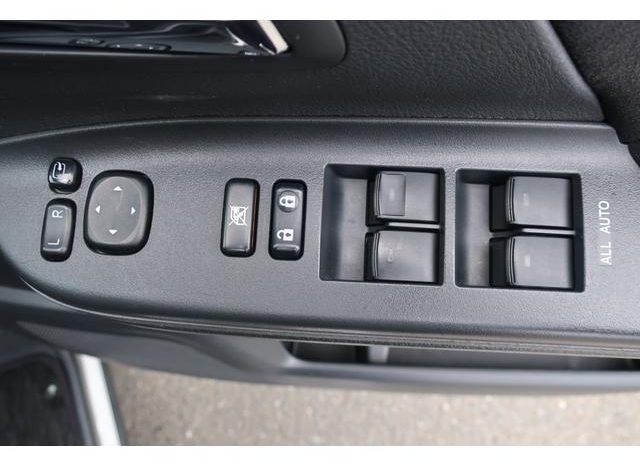 TOYOTA VELLFIRE 2.4Z 2012 full