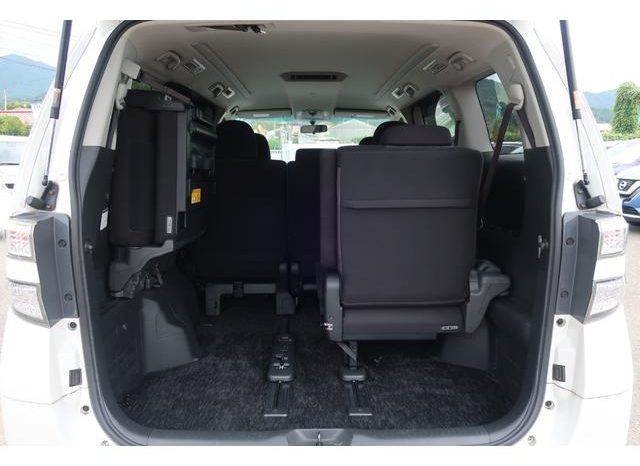 TOYOTA VELLFIRE 2.4Z 2012 full