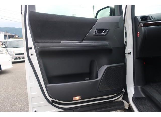 TOYOTA VELLFIRE 2.4Z 2012 full