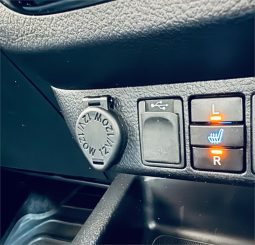 TOYOTA HILUX SR5 2018 full