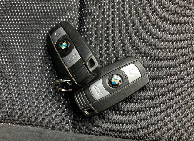 BMW 3 Series 320i M Sport Package full