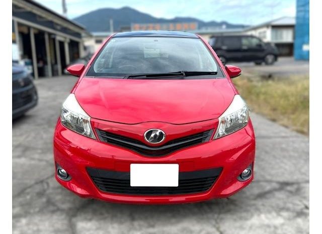 Toyota Vitz F 2012 full