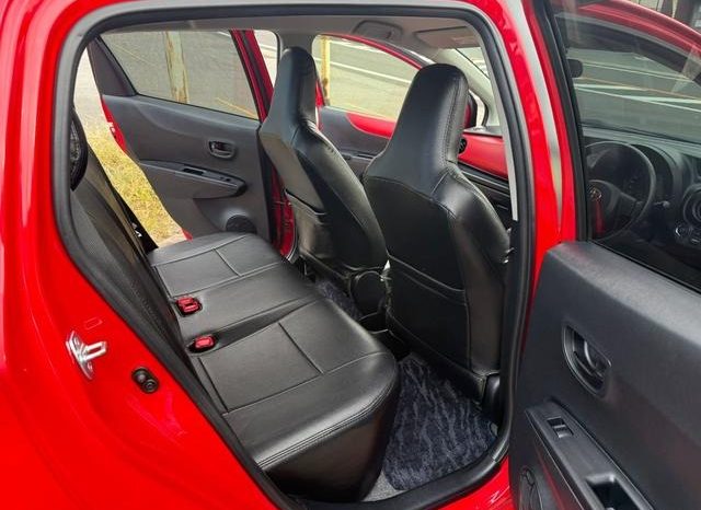 Toyota Vitz F 2012 full