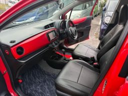 Toyota Vitz F 2012 full