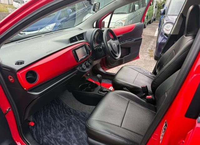 Toyota Vitz F 2012 full