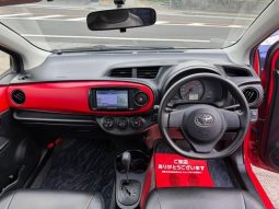 Toyota Vitz F 2012 full