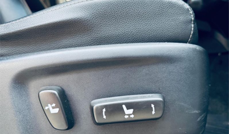 TOYOTA HILUX SR5 2018 full