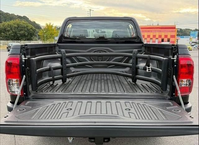 TOYOTA HILUX Z 2018 full