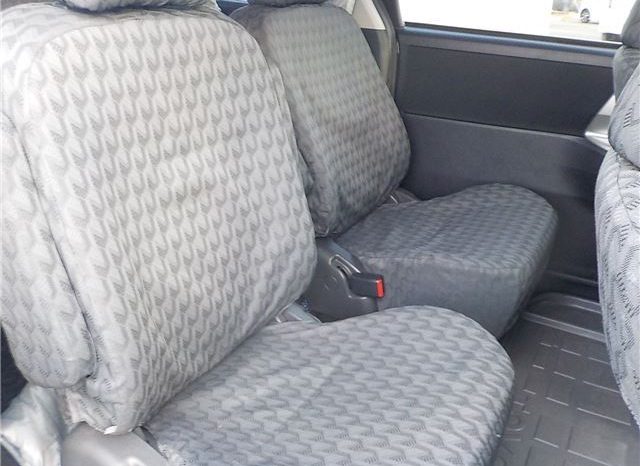 TOYOTA NOAH SI 2010 full