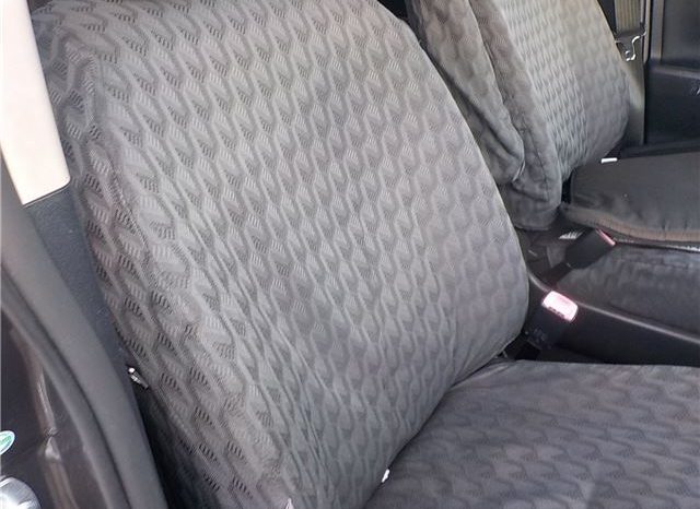 TOYOTA NOAH SI 2010 full