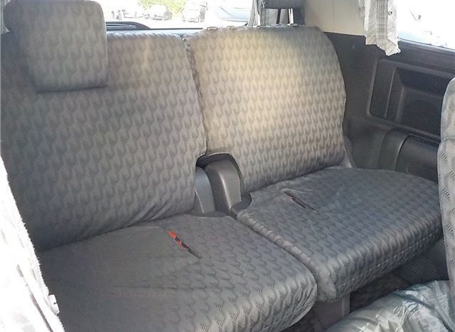 TOYOTA NOAH SI 2010 full