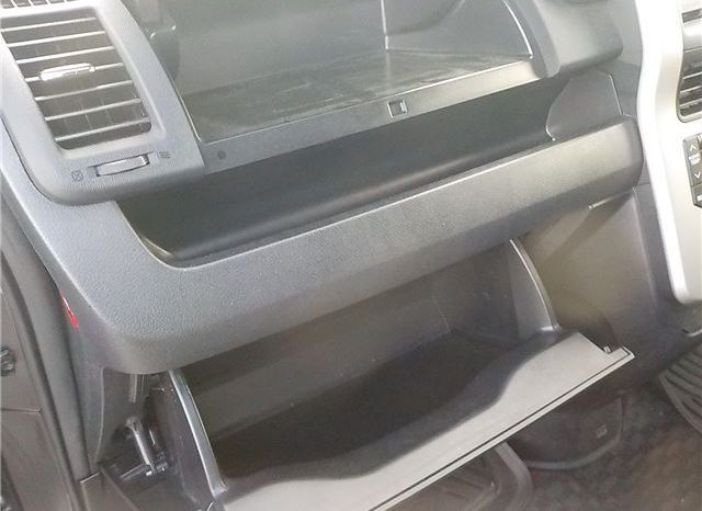 TOYOTA NOAH SI 2010 full