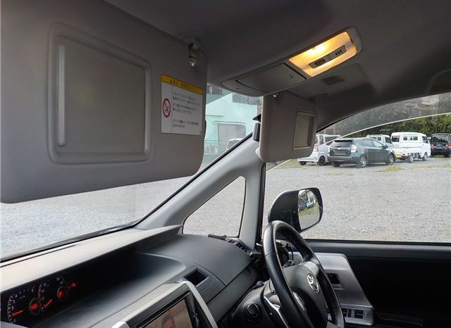 TOYOTA NOAH SI 2010 full