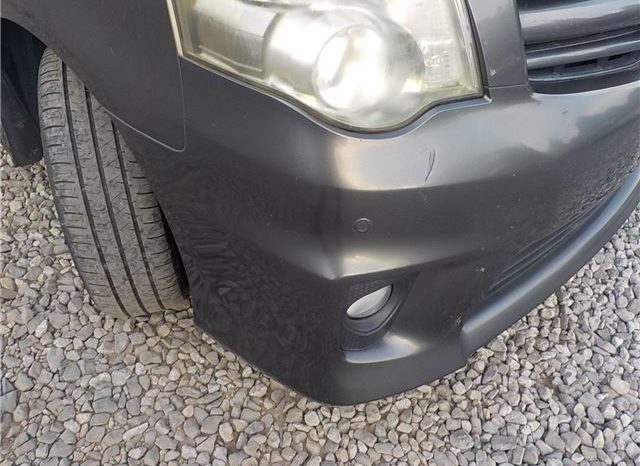 TOYOTA NOAH SI 2010 full