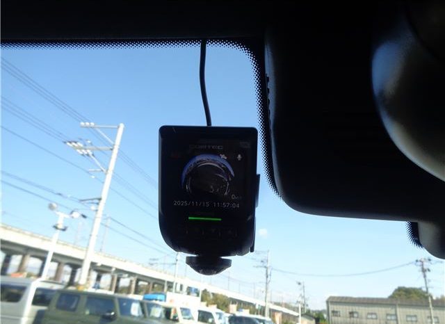 MERCEDES BENZ C-CLASS C250 SPORTS full