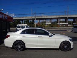 MERCEDES BENZ C-CLASS C250 SPORTS full
