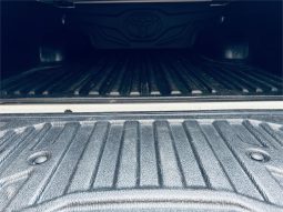 TOYOTA HILUX SR5 2018 full