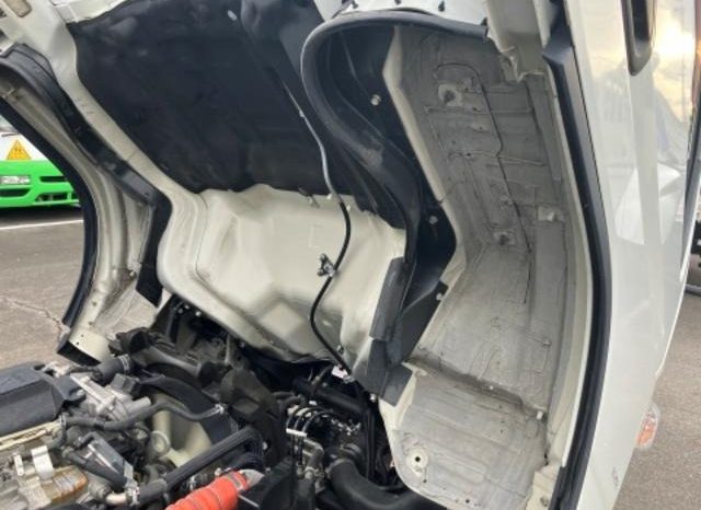 MITSUBISHI FUSO CANTER 2018 full