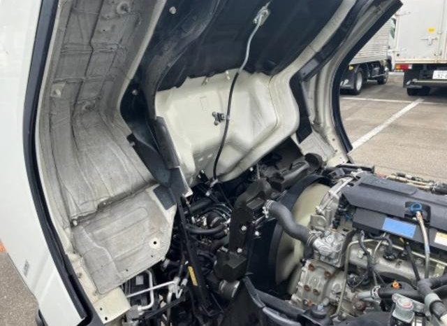 MITSUBISHI FUSO CANTER 2018 full