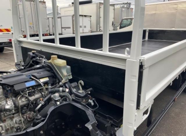 MITSUBISHI FUSO CANTER 2018 full