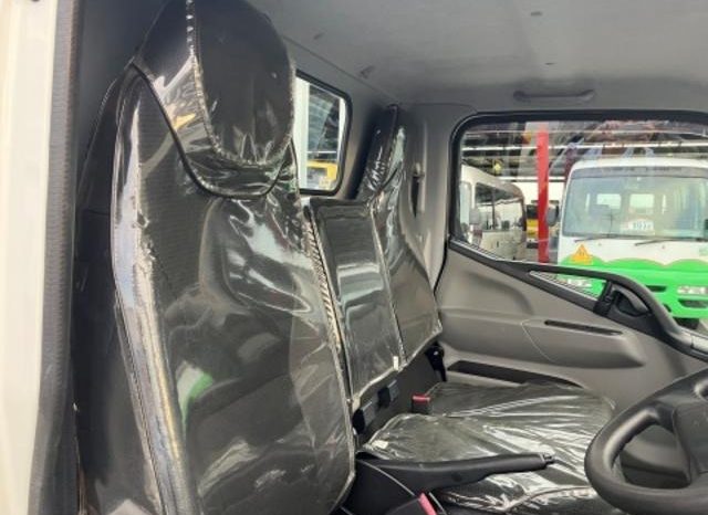 MITSUBISHI FUSO CANTER 2018 full