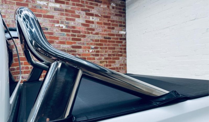 TOYOTA HILUX SR5 2018 full